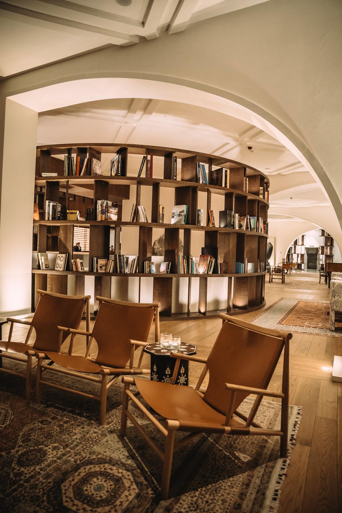 Hospitality lounge with library and mixed-use public energy